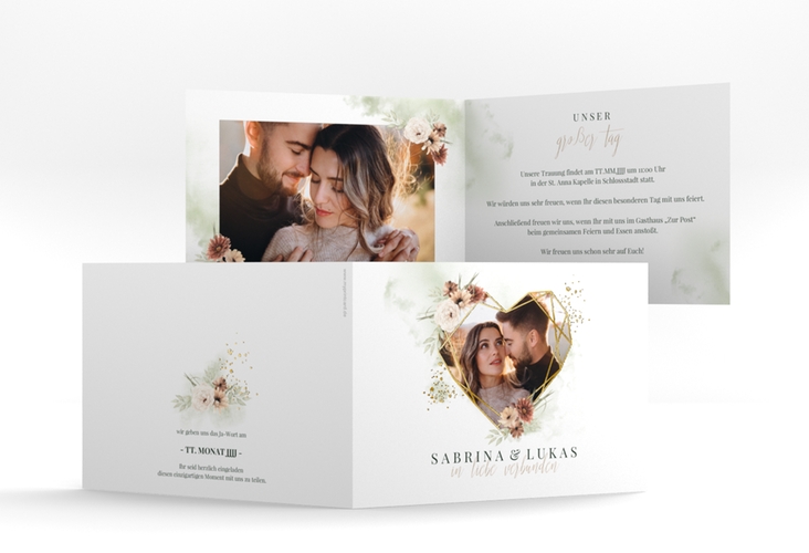 Hochzeitseinladung Odeur A6 Klappkarte quer gold mit Aquarell-Blumen und Foto in Herzform