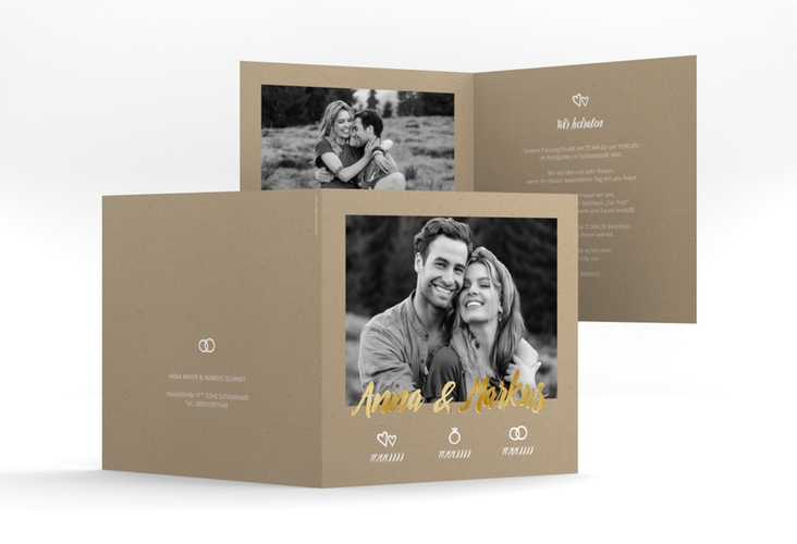Hochzeitseinladung Icons quadr. Klappkarte gold mit großem Foto des Brautpaars