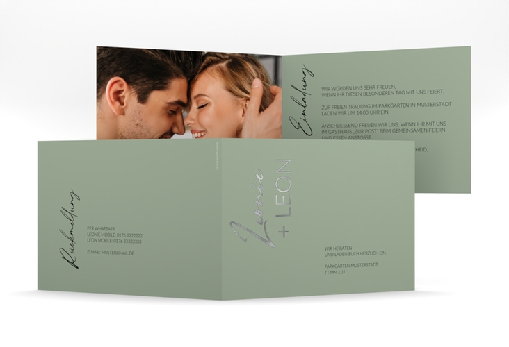 Hochzeitseinladung Your Name mittlere Klappkarte quer gruen silber