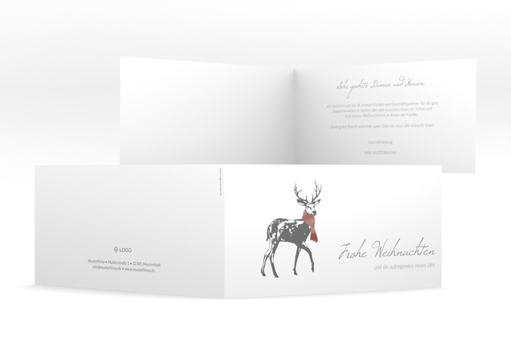 Geschäftliche Weihnachtskarte Hirsch lange Klappkarte quer weiss rosegold mit Hirsch mit Schal