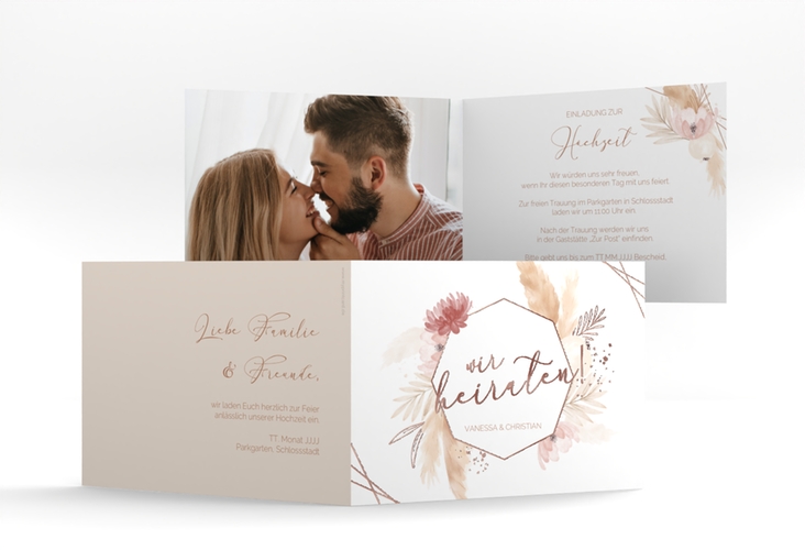 Hochzeitseinladung Bohostyle A6 Klappkarte quer beige rosegold mit Pampasgras in Aquarell