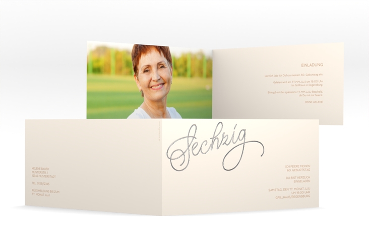 Einladung 60. Geburtstag Schwungvoll lange Klappkarte quer beige silber