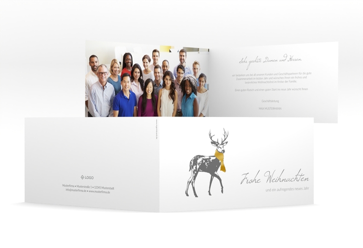 Geschäftliche Weihnachtskarte Hirsch lange Klappkarte quer weiss gold mit Hirsch mit Schal