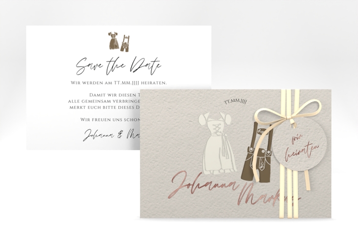 Save the Date-Karte Trachtenhochzeit A6 Karte quer beige rosegold mit Dirndl und Lederhose