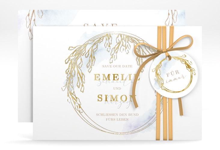 Save the Date-Karte Wisteria A6 Karte quer blau gold mit Blumenbogen aus Blauregen