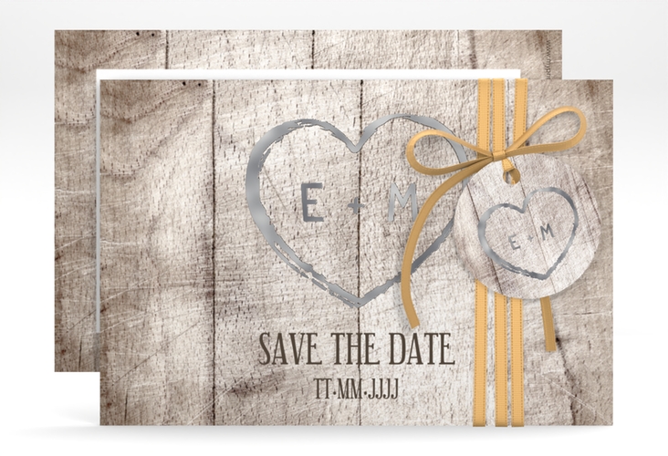 Save the Date-Karte Wood A6 Karte quer weiss silber in Holz-Optik mit Herz und Initialen