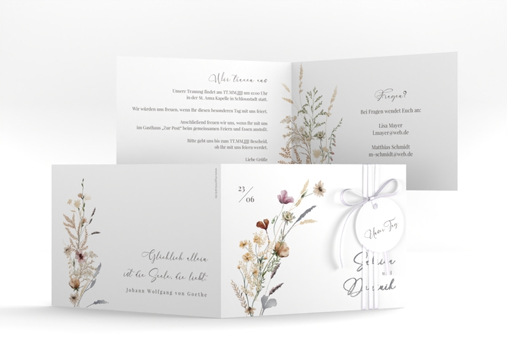 Hochzeitseinladung Sauvages A6 Klappkarte quer silber mit getrockneten Wiesenblumen