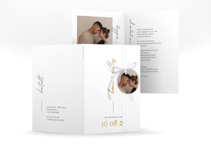 Einladungskarte Hochzeit Idylle A6 Klappkarte hoch weiss gold