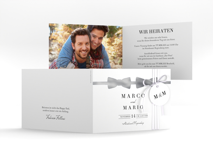 Hochzeitseinladung Suits A6 Klappkarte quer blau silber