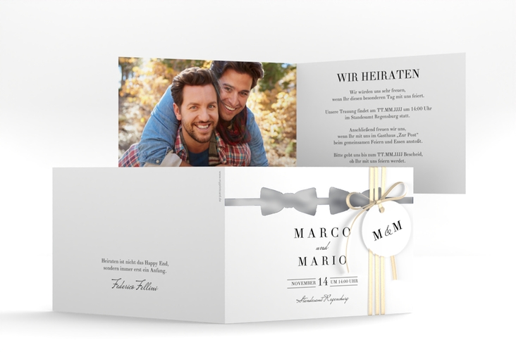 Hochzeitseinladung Suits A6 Klappkarte quer blau silber