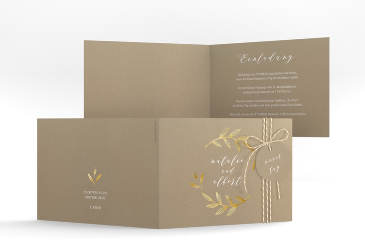 Hochzeitseinladung Naturelove A6 Klappkarte quer weiss gold in Kraftpapier-Optik mit Blatt-Illustration