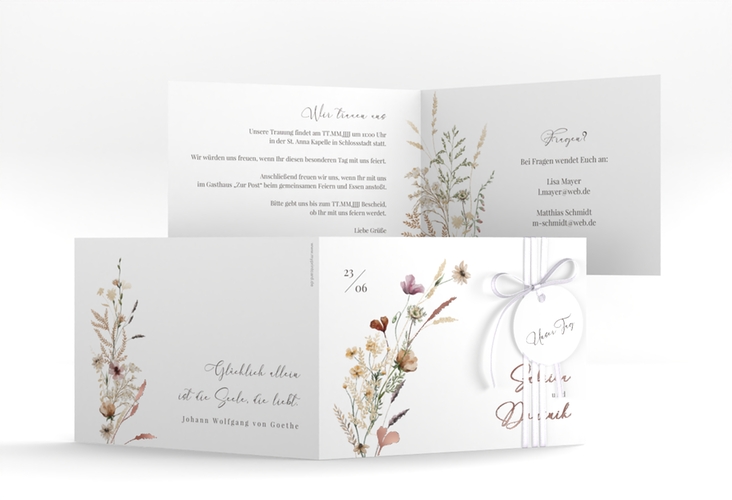 Hochzeitseinladung Sauvages A6 Klappkarte quer weiss rosegold mit getrockneten Wiesenblumen