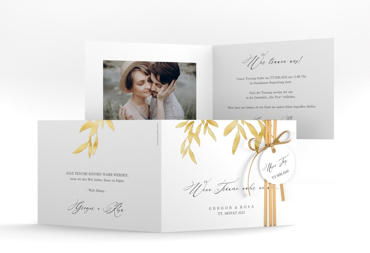 Hochzeitseinladung Demure A6 Klappkarte quer weiss gold