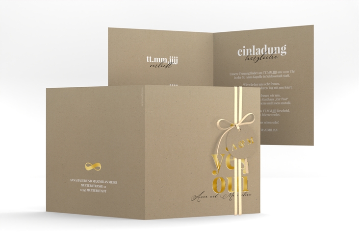 Hochzeitseinladung Oui quadr. Klappkarte gold mit Ja-Wort in verschiedenen Sprachen