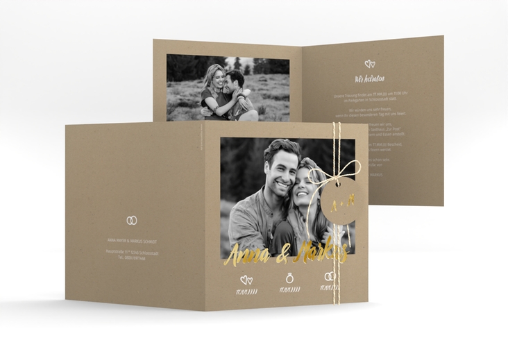 Hochzeitseinladung Icons quadr. Klappkarte gold mit großem Foto des Brautpaars