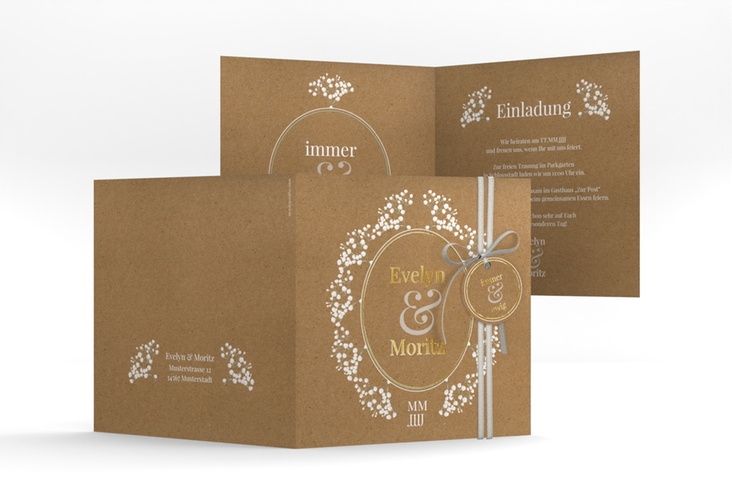 Hochzeitseinladung Gypsophila quadr. Klappkarte gold im Vintage-Stil mit Blumenkranz aus Schleierkraut