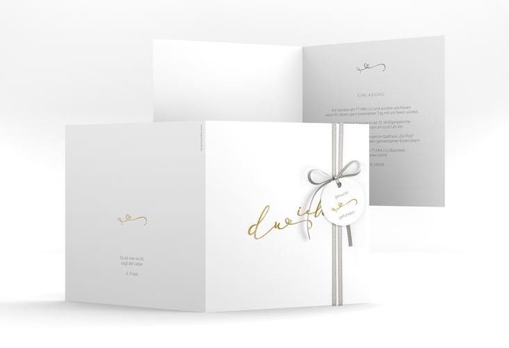 Hochzeitseinladung Zweisamkeit quadr. Klappkarte gold im minimalistischen Stil mit Aufschrift du & ich