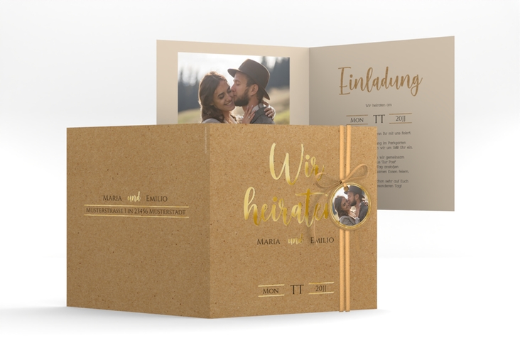 Hochzeitseinladung Noble quadr. Klappkarte gold mit elegantem Schriftzug