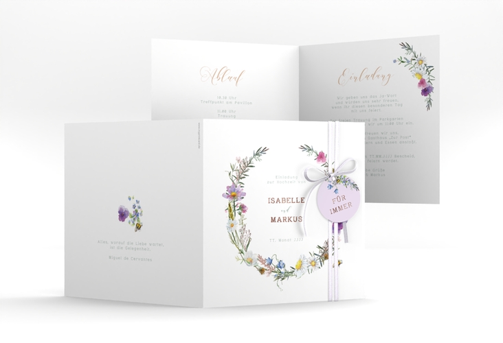 Hochzeitseinladung Blumengarten quadr. Klappkarte bunt rosegold mit Blumenkranz und Hummel