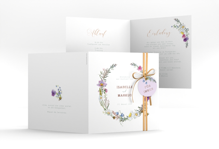 Hochzeitseinladung Blumengarten quadr. Klappkarte bunt rosegold mit Blumenkranz und Hummel