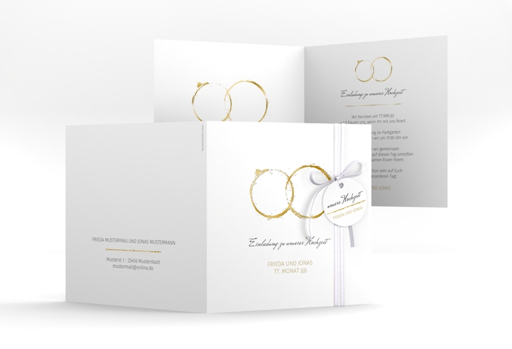 Hochzeitseinladung Trauringe quadr. Klappkarte gold gold minimalistisch gestaltet mit zwei Eheringen