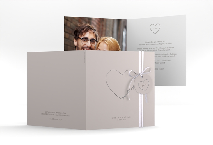 Hochzeitseinladung Lebenstraum quadr. Klappkarte grau silber