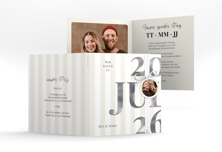 Hochzeitseinladung Streifen quadr. Klappkarte beige silber