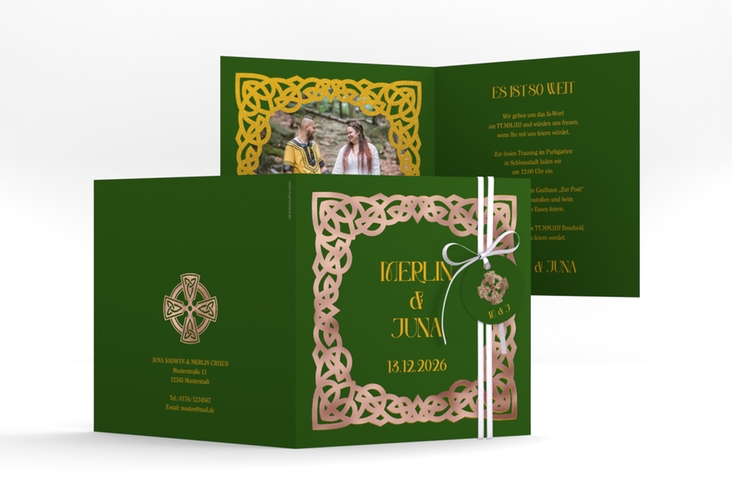 Hochzeitseinladung Celtic quadr. Klappkarte gruen rosegold mit keltischem Knoten in irischen Farben