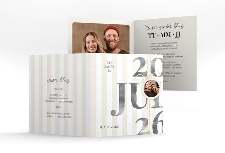 Hochzeitseinladung Streifen quadr. Klappkarte beige silber