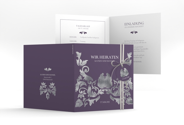 Hochzeitseinladung Royal quadr. Klappkarte lila silber mit barockem Blumen-Ornament