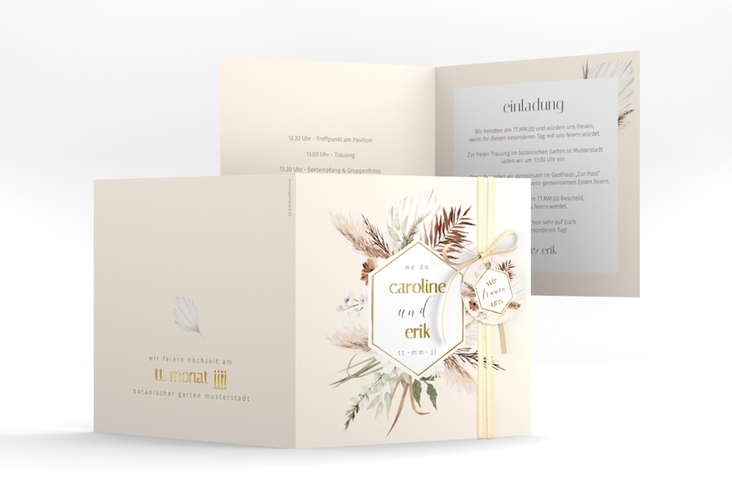 Hochzeitseinladung Bohemian quadr. Klappkarte beige gold im Boho-Style mit Pampasgras