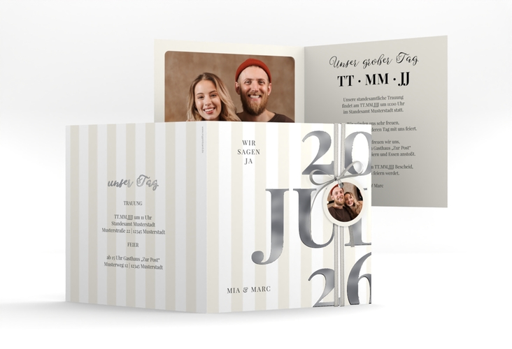 Hochzeitseinladung Streifen quadr. Klappkarte beige silber