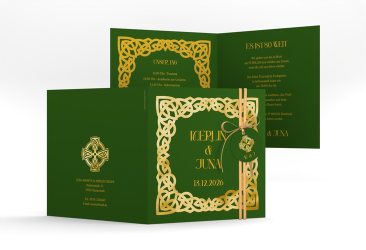 Hochzeitseinladung Celtic quadr. Klappkarte gruen gold mit keltischem Knoten in irischen Farben