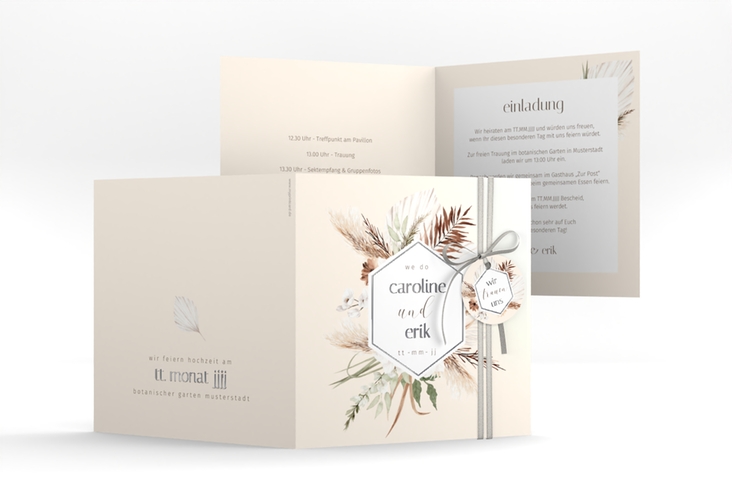 Hochzeitseinladung Bohemian quadr. Klappkarte beige silber im Boho-Style mit Pampasgras