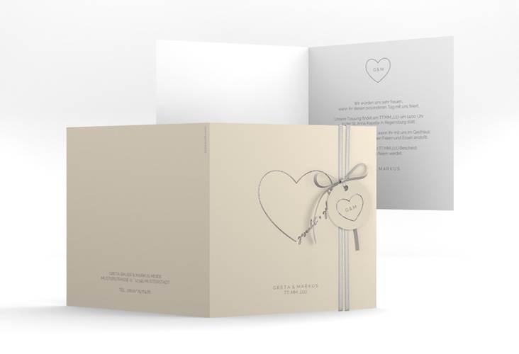 Hochzeitseinladung Lebenstraum quadr. Klappkarte beige silber