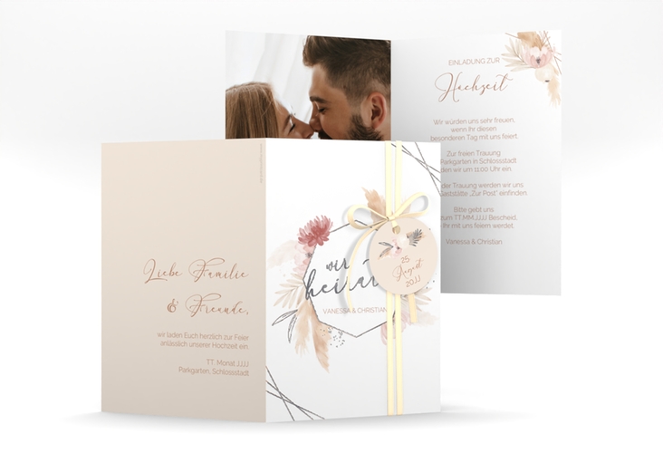 Einladungskarte Hochzeit Bohostyle A6 Klappkarte hoch beige silber mit Pampasgras in Aquarell
