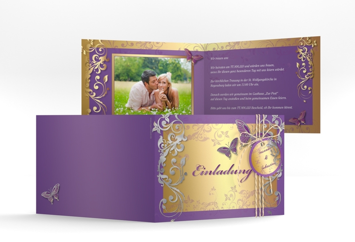 Hochzeitseinladung Toulouse A6 Klappkarte quer lila silber mit Schmetterlingen und Schnörkeln