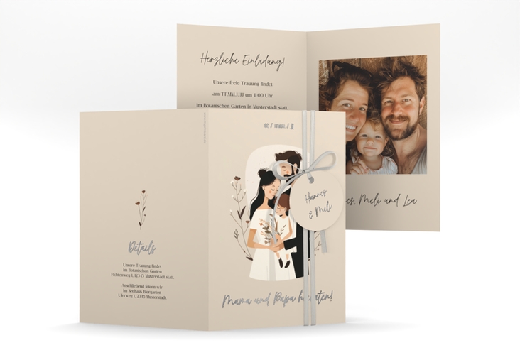 Einladungskarte Hochzeit Familienglück A6 Klappkarte hoch beige silber für Paare mit Kind