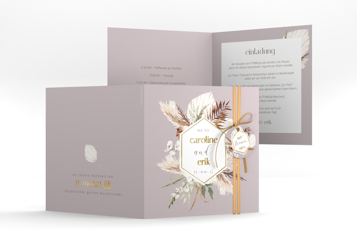 Hochzeitseinladung Bohemian quadr. Klappkarte flieder gold im Boho-Style mit Pampasgras