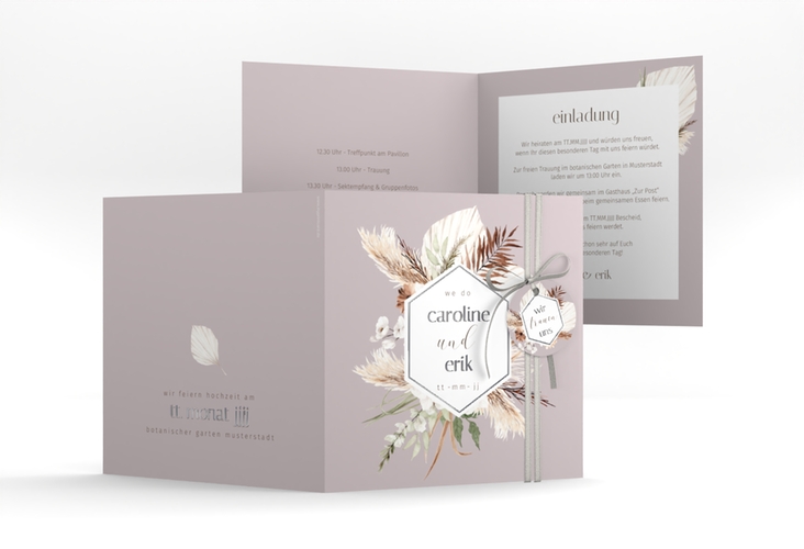 Hochzeitseinladung Bohemian quadr. Klappkarte flieder silber im Boho-Style mit Pampasgras
