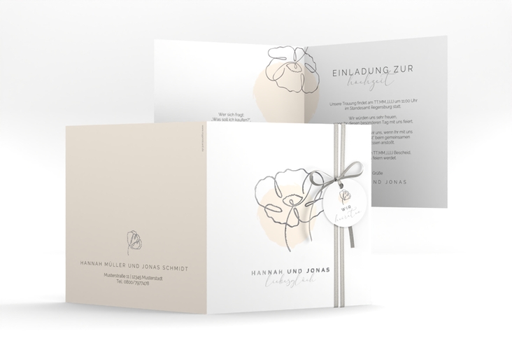 Hochzeitseinladung Flowerline quadr. Klappkarte apricot silber