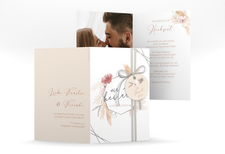 Einladungskarte Hochzeit Bohostyle A6 Klappkarte hoch beige silber mit Pampasgras in Aquarell