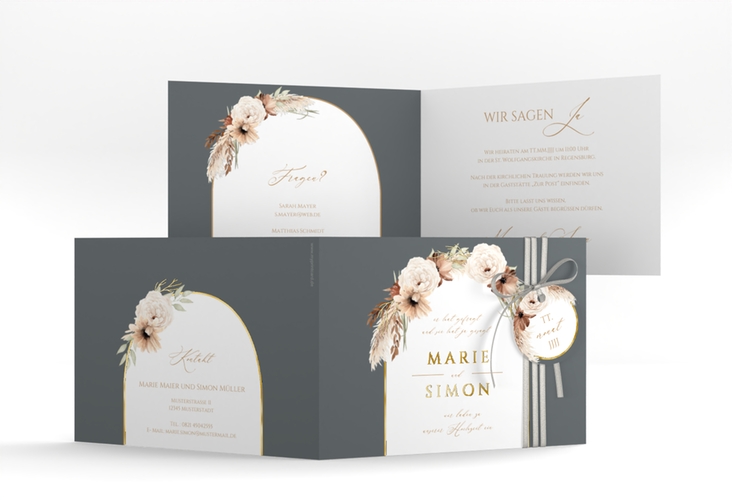 Hochzeitseinladung Blumenbogen A6 Klappkarte quer grau gold