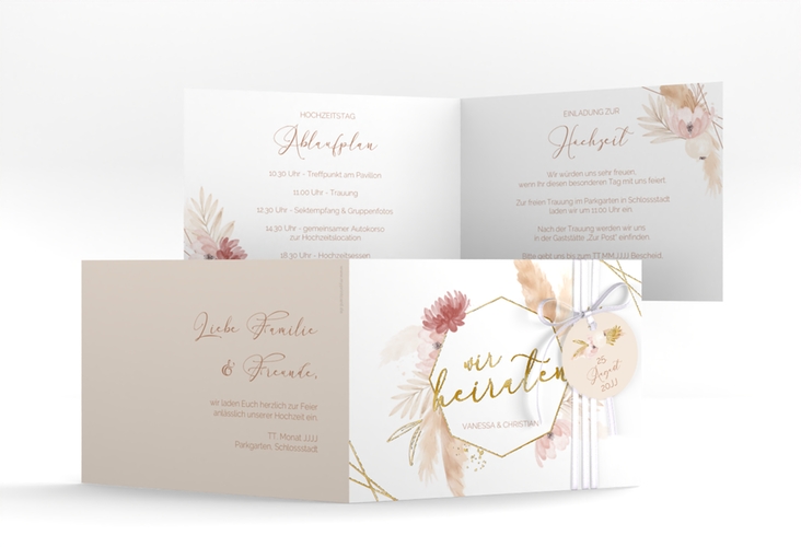 Hochzeitseinladung Bohostyle A6 Klappkarte quer beige gold mit Pampasgras in Aquarell