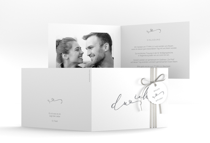 Hochzeitseinladung Zweisamkeit A6 Klappkarte quer weiss silber im minimalistischen Stil mit Aufschrift du & ich