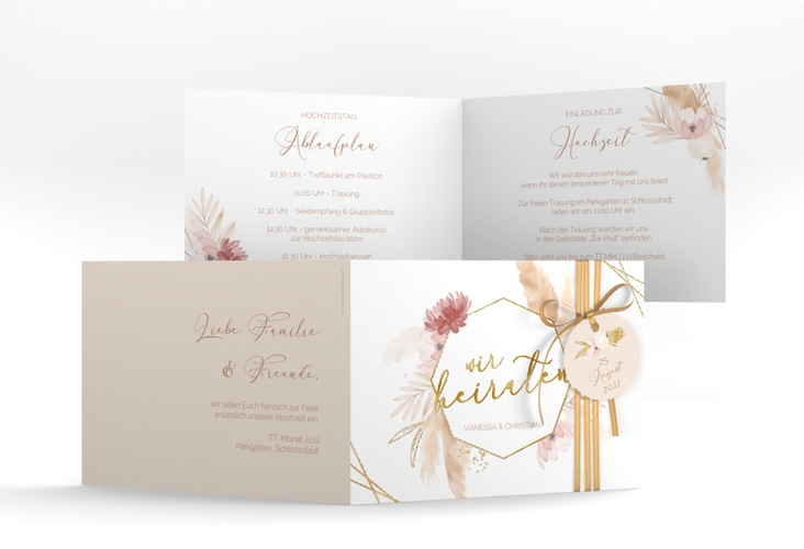 Hochzeitseinladung Bohostyle A6 Klappkarte quer beige gold mit Pampasgras in Aquarell
