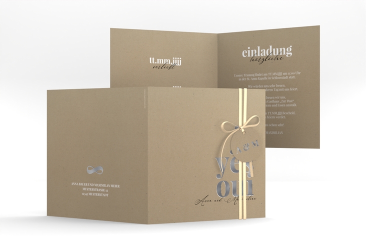 Hochzeitseinladung Oui quadr. Klappkarte Kraftpapier silber mit Ja-Wort in verschiedenen Sprachen