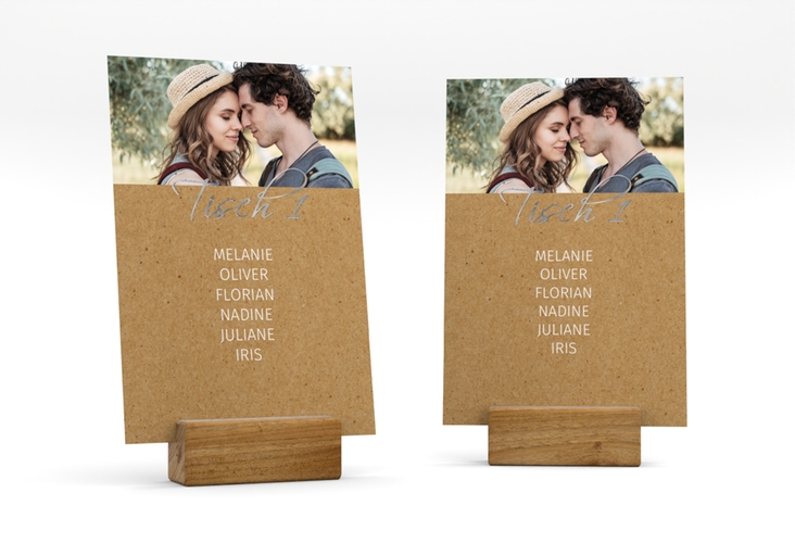 Tischaufsteller Hochzeit Big Picture Tischaufsteller Kraftpapier silber mit Foto des Brautpaars