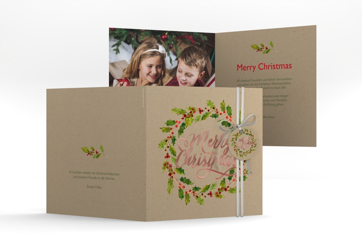 Weihnachtskarte Weihnachtskranz quadr. Klappkarte Kraftpapier rosegold mit Kranz aus Stechpalme