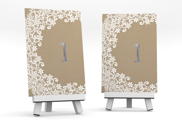 Tischnummer Hochzeit Mariage Tischaufsteller Kraftpapier silber mit Bogen aus weißer Spitze